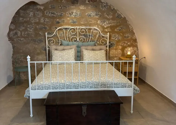 펜션 Mani Spot Elmare Okhiá